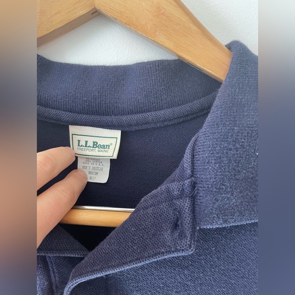 Vintage 90s L.L. Bean Navy Polo w/ canoe embroidery - Picture 3 of 4